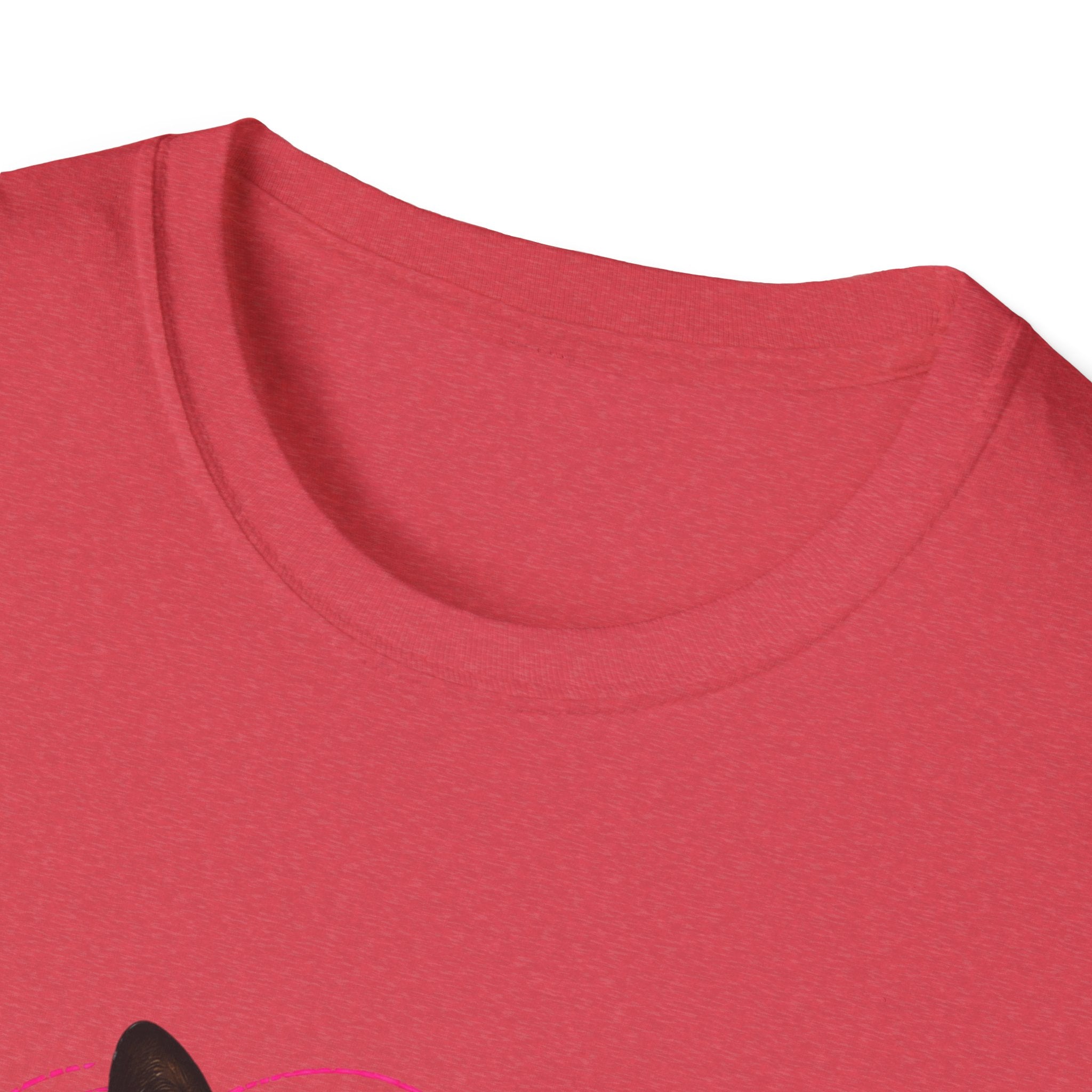 Confused Black Cat why did I walk in here? T-Shirt | Cat Humor Tee