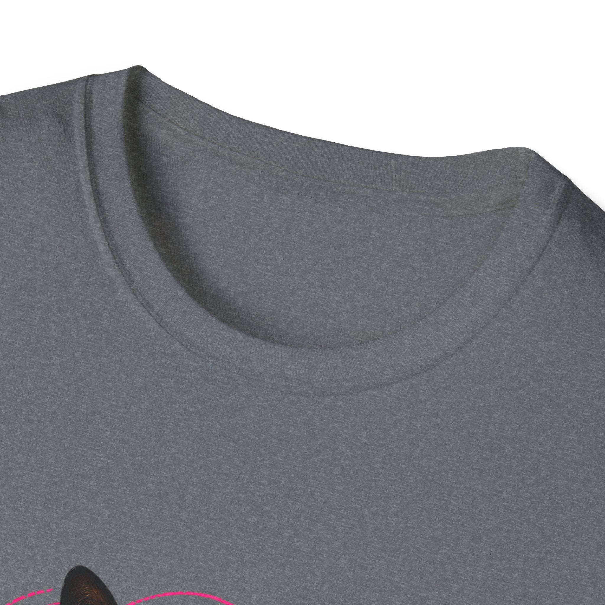 Confused Black Cat why did I walk in here? T-Shirt | Cat Humor Tee