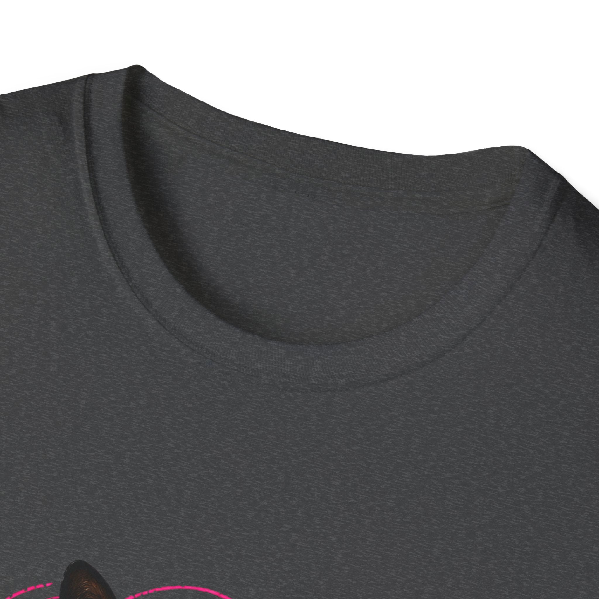 Confused Black Cat why did I walk in here? T-Shirt | Cat Humor Tee